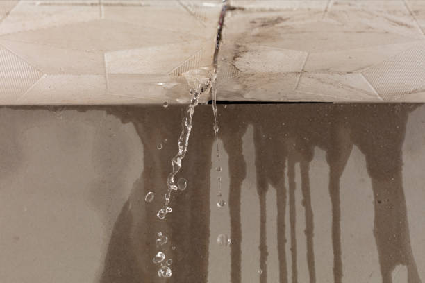 Professional Emergency Water Removal technician working in Yancey, TX